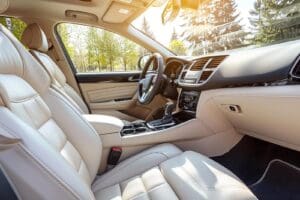 Comment se débarrasser d’une mauvaise odeur dans la voiture ?