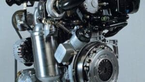 Moteur 1.6 BlueHDi 100 de PSA, vue détaillée révélant ses composants