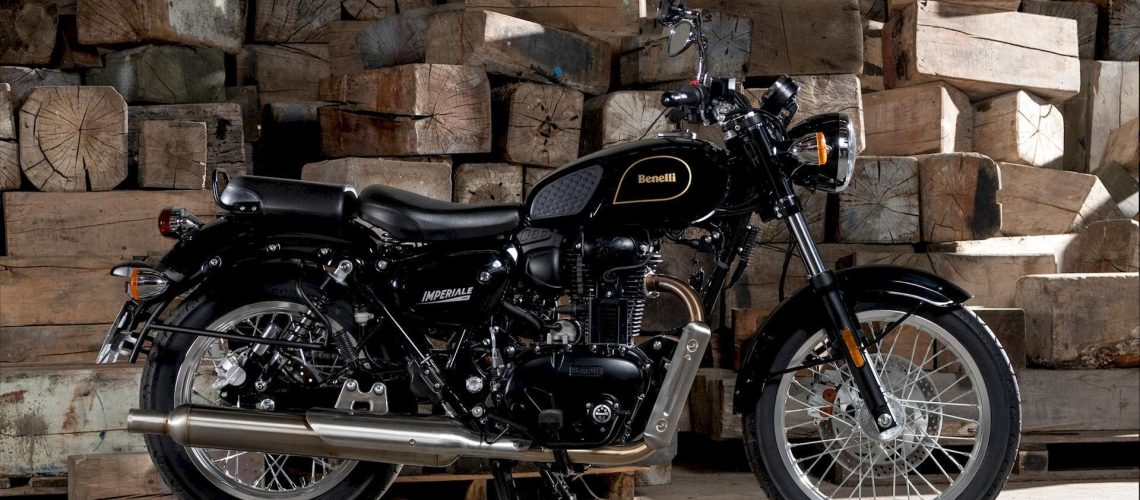01_Benelli_Imperiale_400_2020.jpg