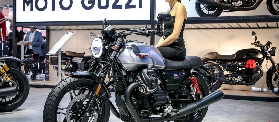 01_Moto_Guzzi_V7_III_Stone_S_Eicma.jpg