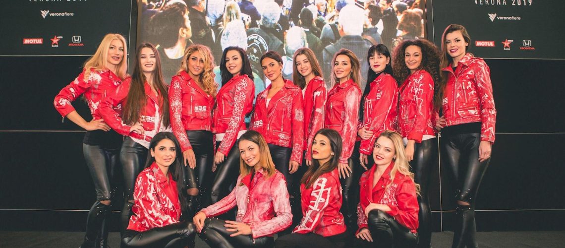 01_Motor_Bike_Expo_2019_donne.jpg