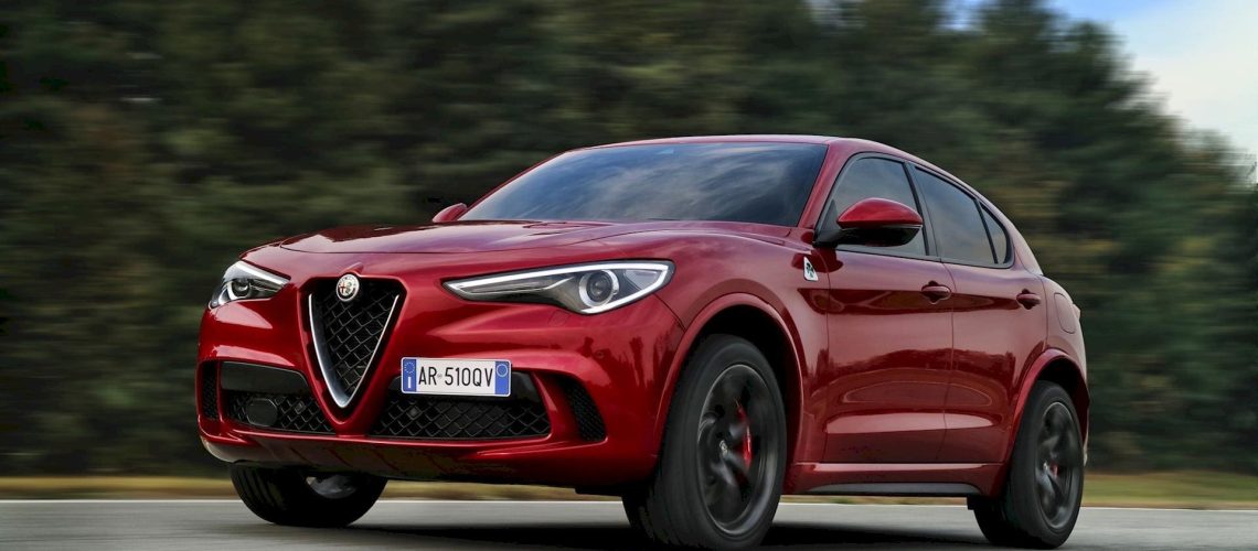 Alfa-Romeo-Stelvio-Quadrifoglio-03.jpg