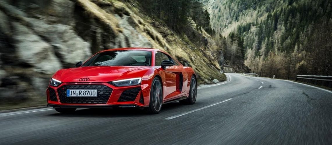Audi-R8-V10-performance-RWD-4.jpg