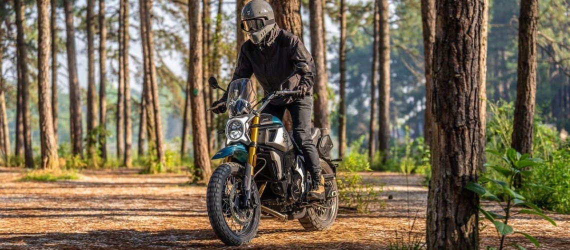 CFMOTO-700CL-X-Adventure-3.jpg