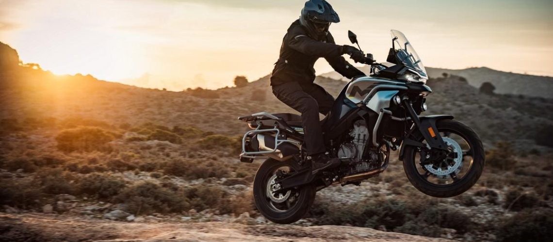 CFMOTO-800MT-1.jpg