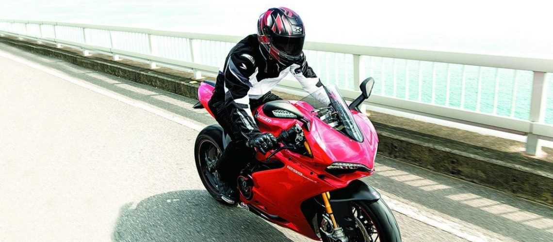 Casco-moto-Kabuto-RT33-1.jpg