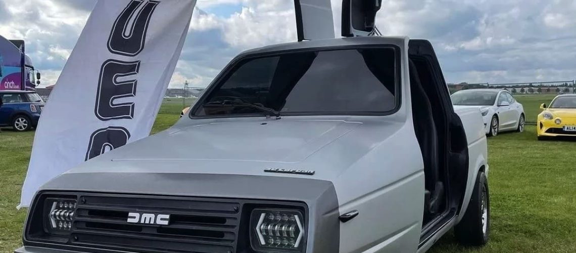 DeLorean-DMC-21-02.jpg