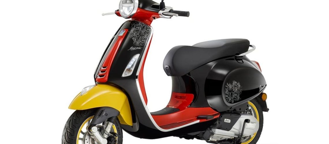 Disney-Mickey-Mouse-Edition-by-Vespa-1.jpg
