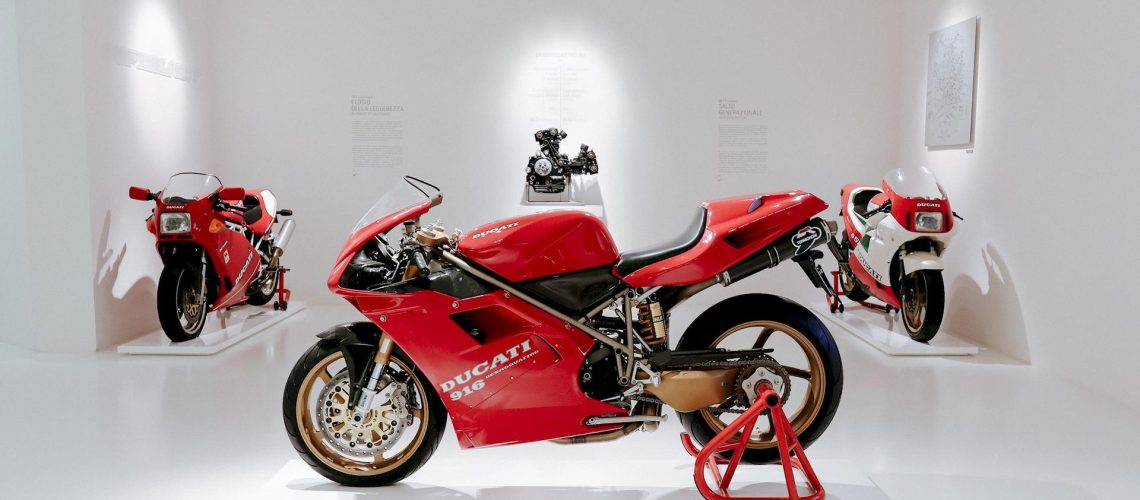 Ducati-916-Massimo-Tamburini-1.jpg