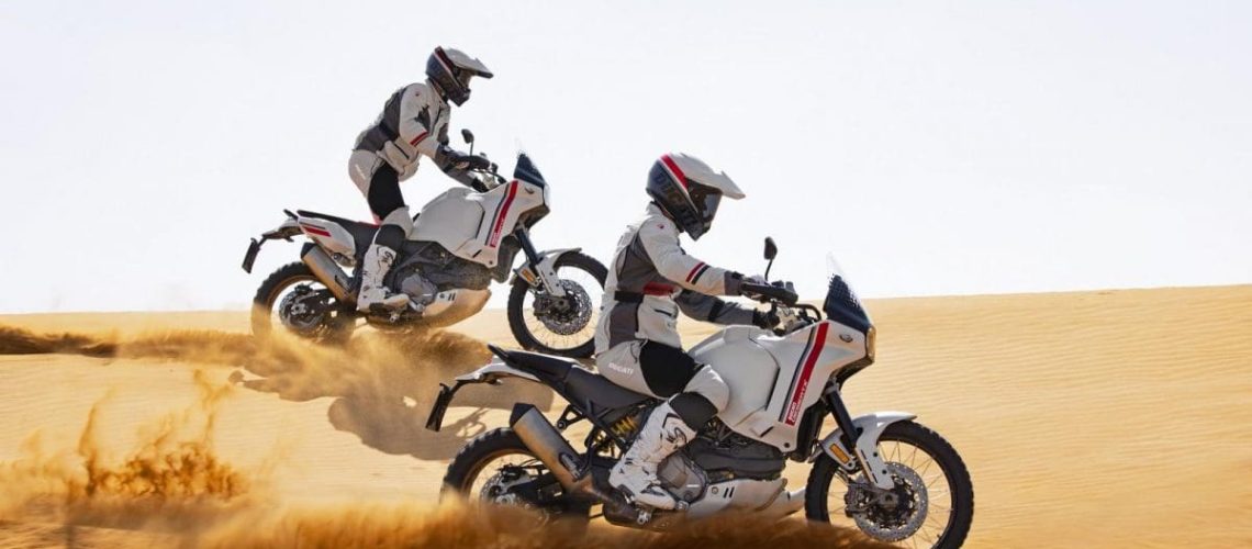 Ducati-DesertX-2022-10.jpg