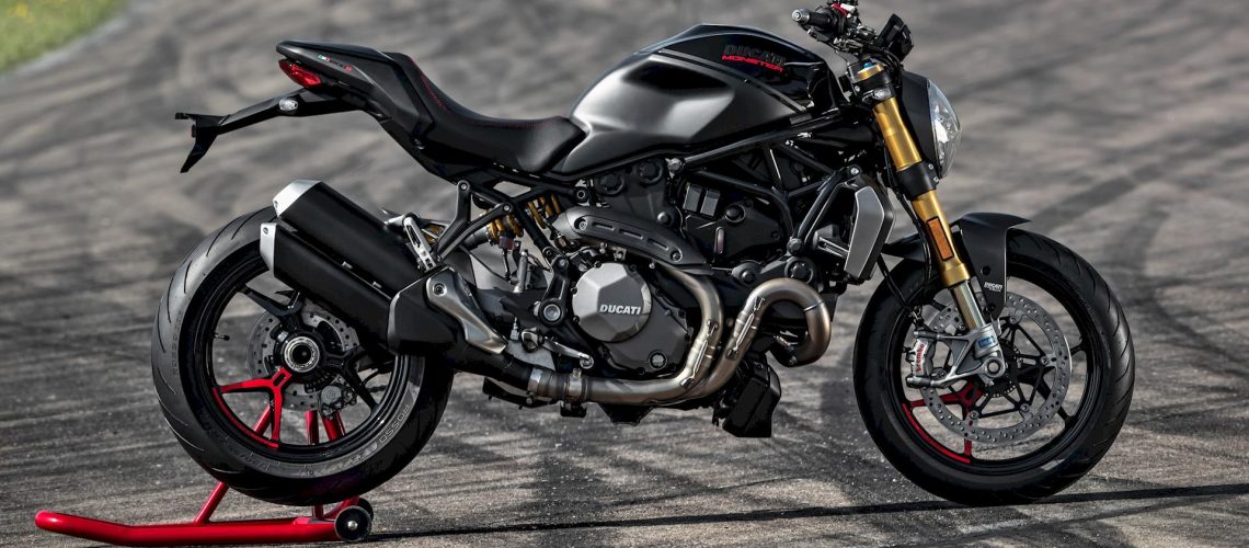 Ducati-Monster-1200-S-Black-on-Black-1.jpg