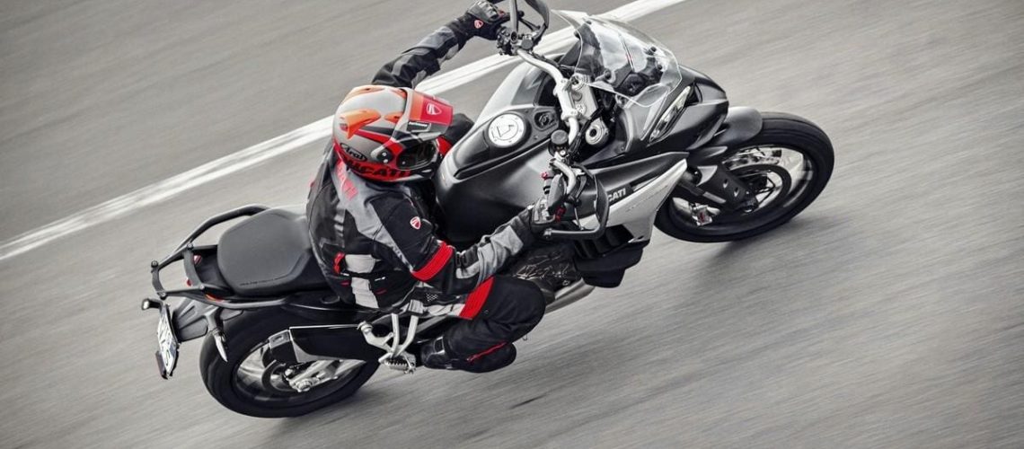 Ducati-Multistrada-V4-2021-2.jpg