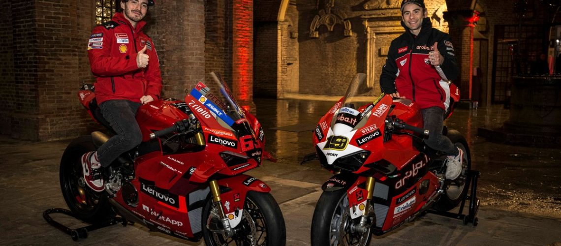 Ducati-Panigale-V4-World-Champion-Replica-1.jpg