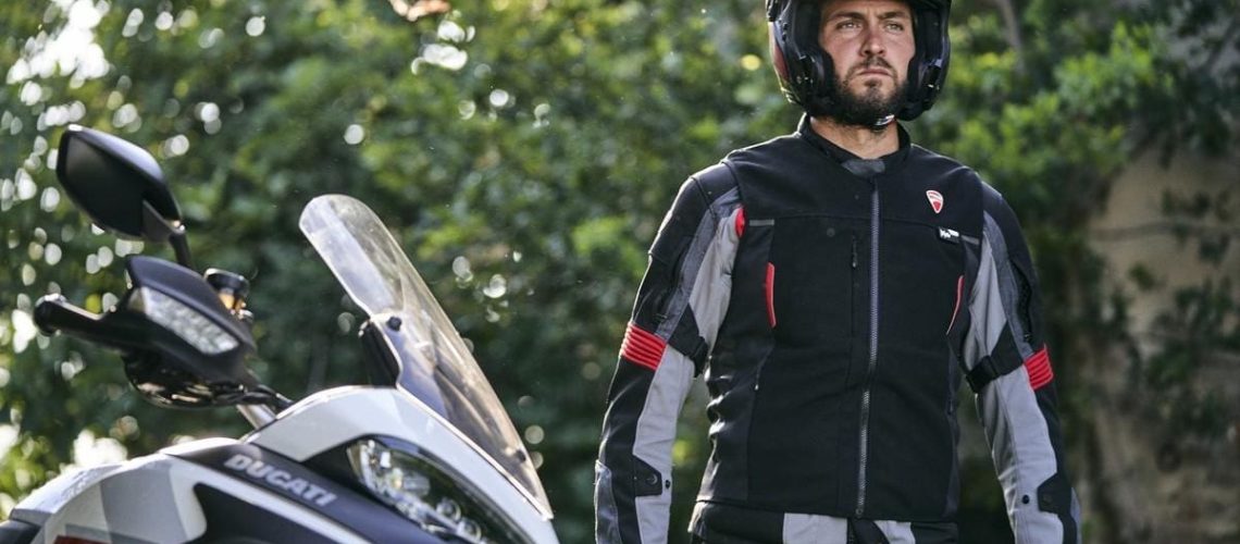 Ducati-Smart-Jacket-2.jpg
