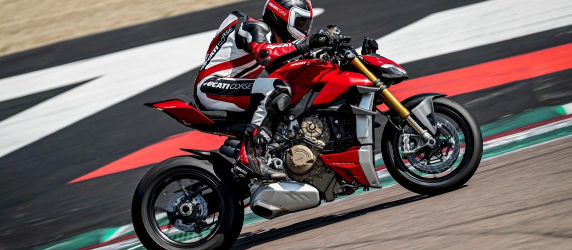 Ducati-Streetfighter-V4-S-2020-13.jpg