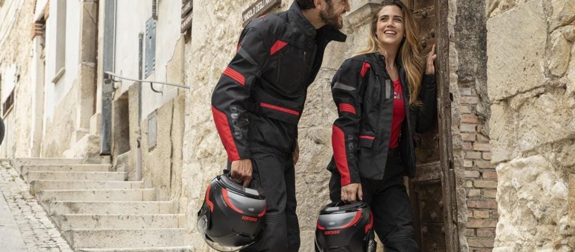 Ducati-abbigliamento-moto-touring-1.jpg
