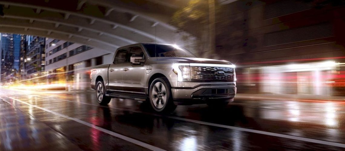 F150-Lightning-notte.jpeg