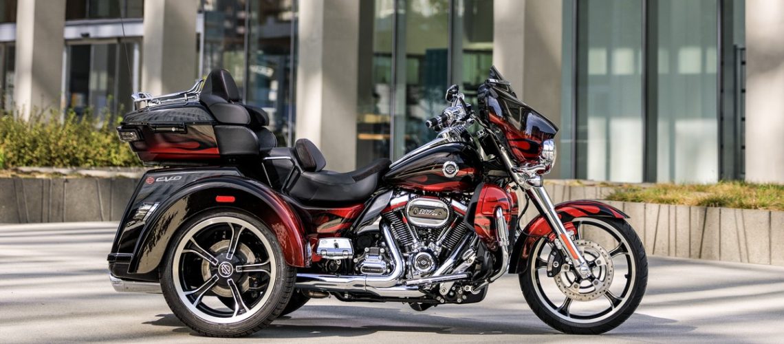 Harley-Davidson-gamma-CVO-2022-tri_glide-cover.jpg