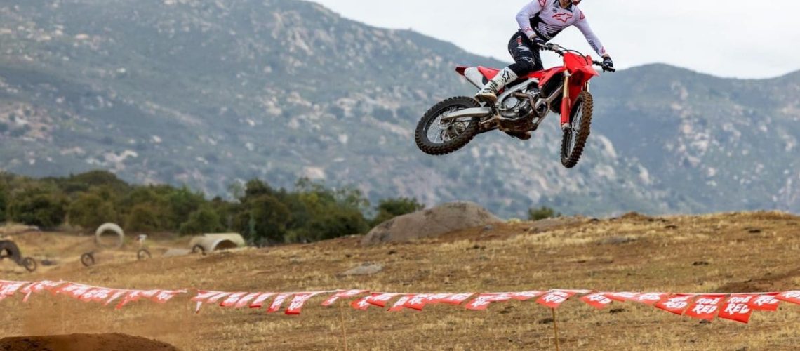 Honda-CRF250R-2022-2.jpg