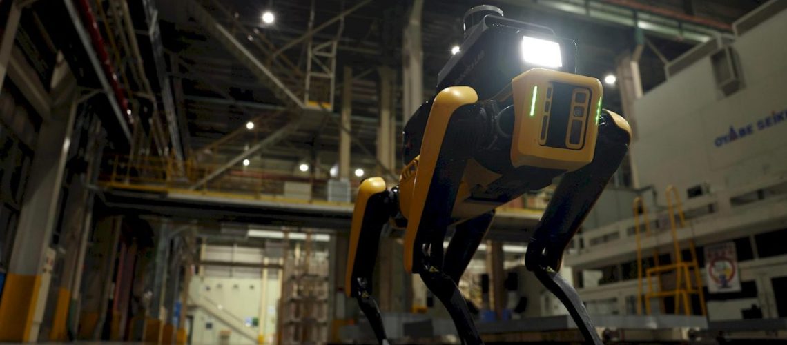 Hyundai-Factory-Safety-Service-Robot02.jpg
