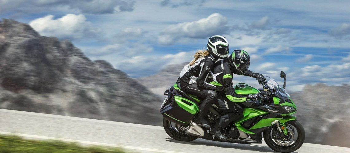 Kawasaki_Z1000SX_MY_2017.jpg