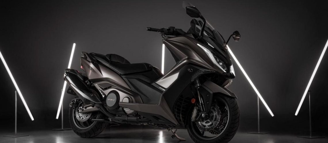 Kymco-AK-550-ETS-2021-1.jpg