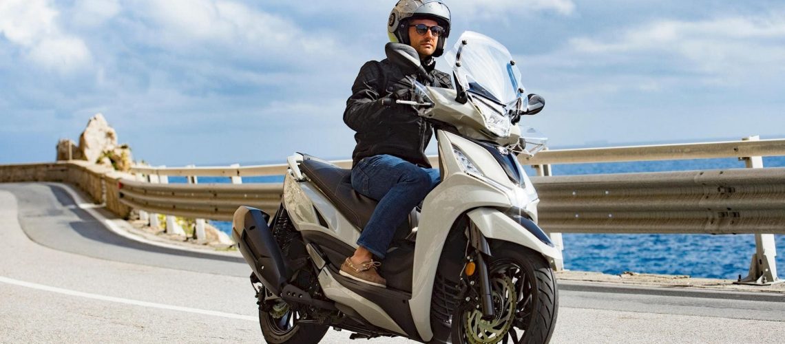 Kymco-Agility-300i-ABS-04.jpg