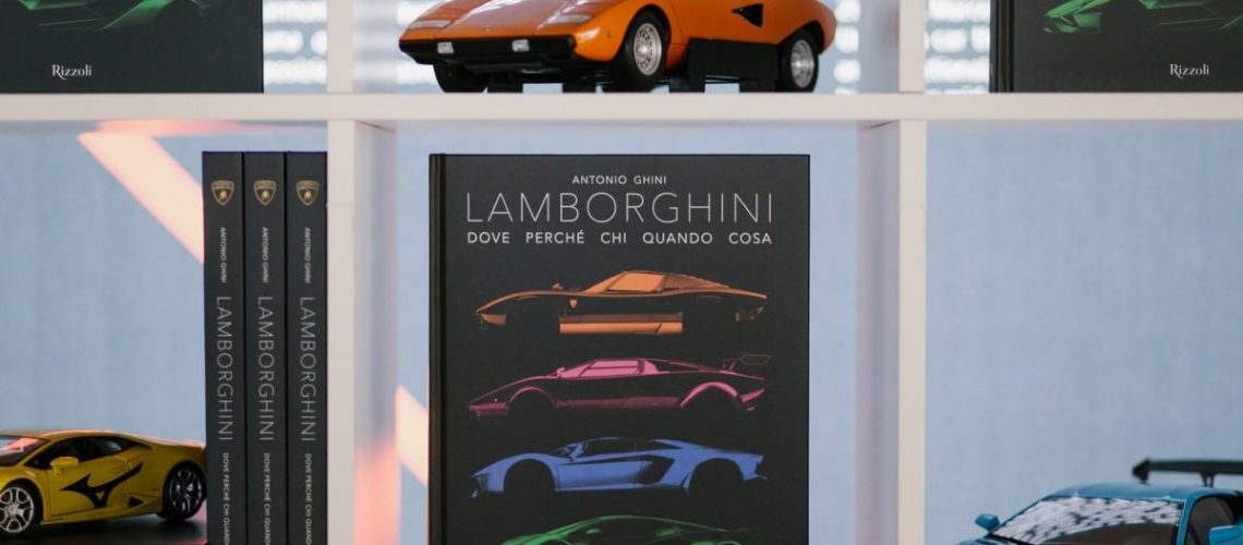Lamborghini-libro-Dove-Perche-Chi-Quando-Cosa-13.jpg