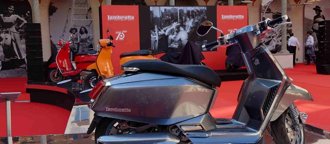 Lambretta-X300-5.jpg