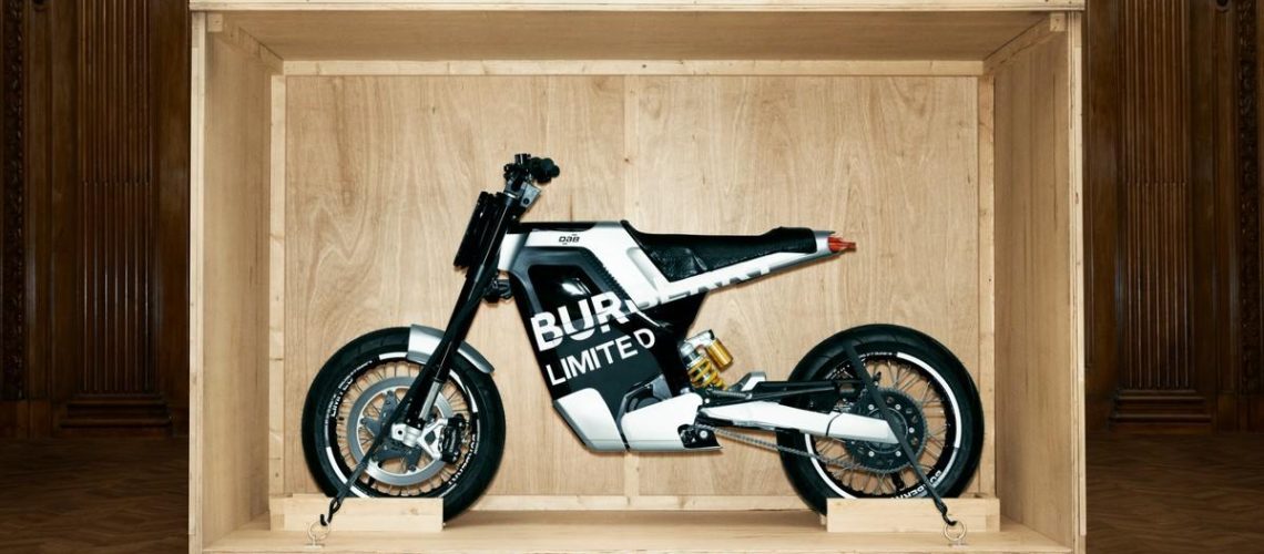 Moto-elettrica-Burberry-Concept-E-RS-Courtesy-of-Burberry-1.jpg