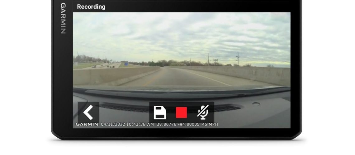 Navigatori-GPS-Garmin-DriveCam-76-e-CamperCam-795-1.jpg