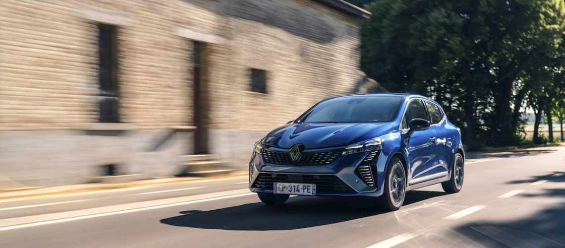 New_Renault_Clio_E-Tech_full_hybrid_Esprit_Alpine_124.jpg