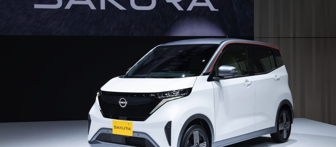 Nissan-Sakura-01.jpg