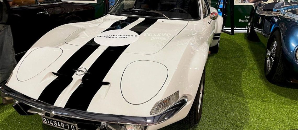 Opel-GT-anteriore.jpg