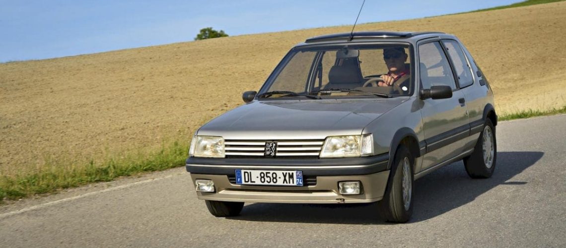 Peugeot-205-Gentry-2.jpg