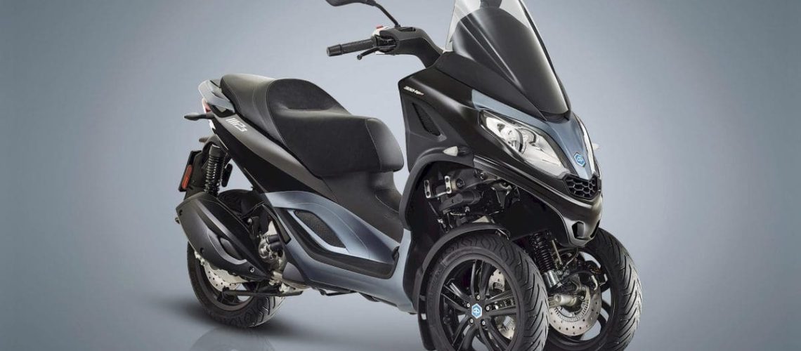 Piaggio-MP3-300-hpe-1.jpg