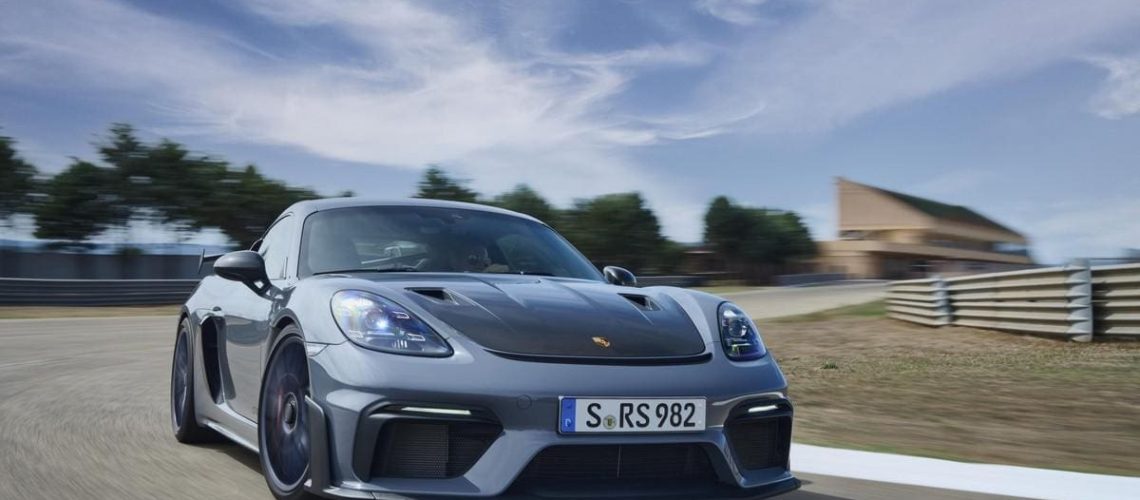 Porsche-718-Cayman-GT4-RS-1.jpg