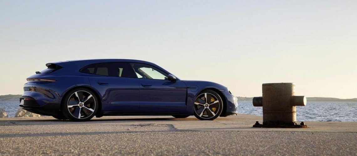 Porsche-Taycan-Sport-Turismo-2.jpg