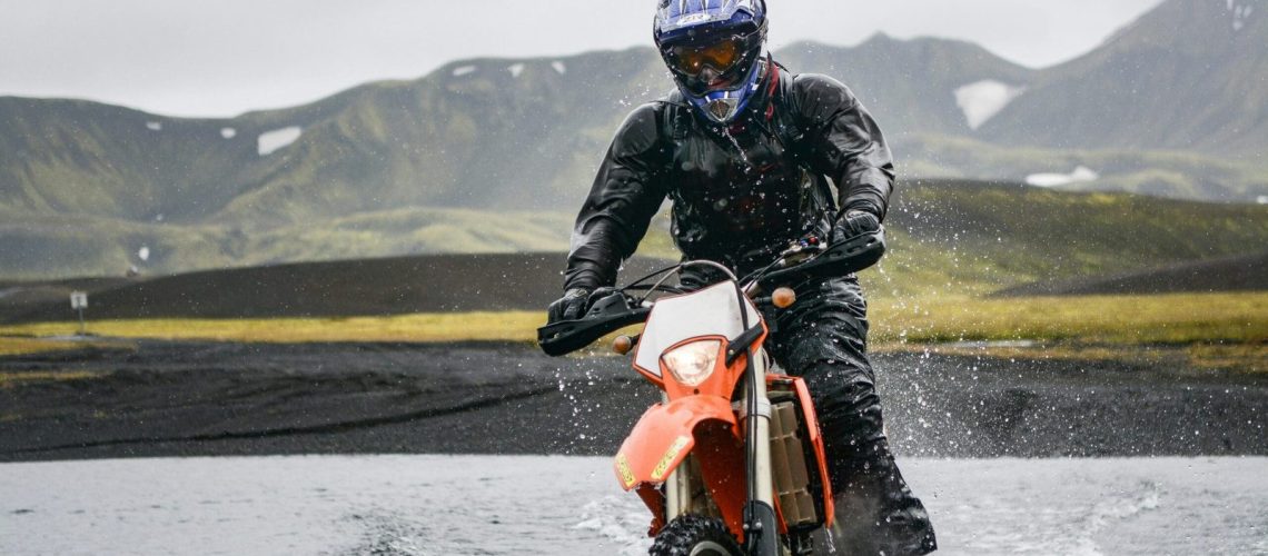 Pourquoi la moto BMW 310 est-elle la nouvelle coqueluche des passionnés de deux-roues ?