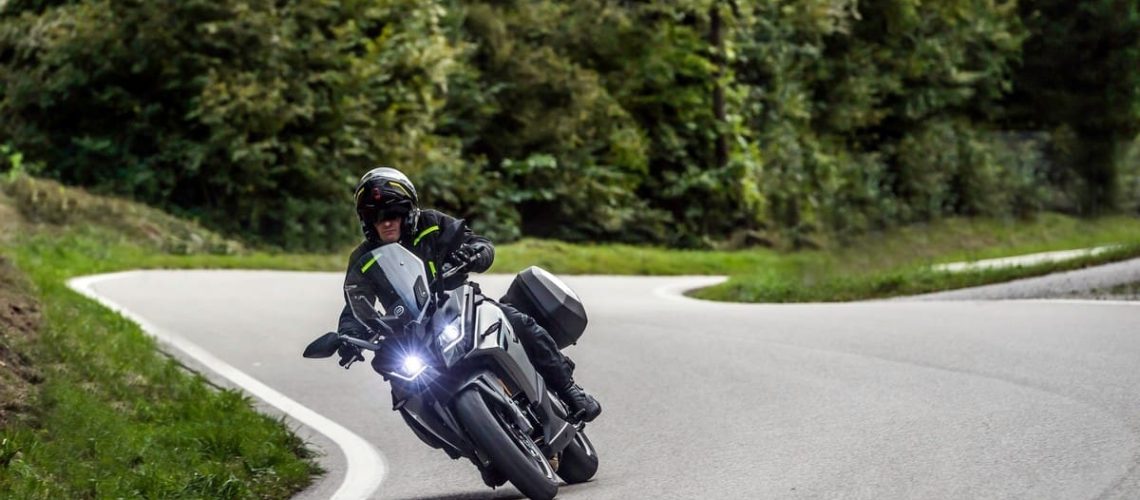 Promozione-CFMOTO-650MT.jpg