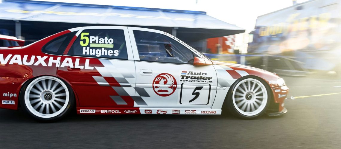 Les pneus de compétition incontournables pour briller en rallye
