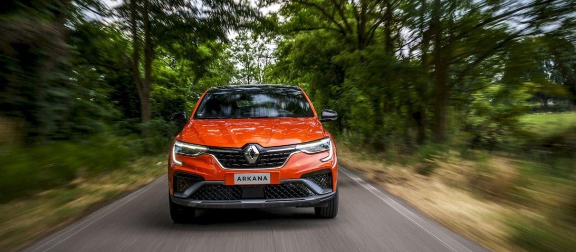 Renault-Arkana-ETech.jpg