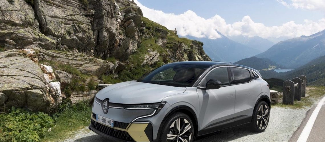 Renault-Megane-Etech-electric-4.jpeg