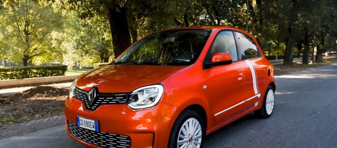Renault-Twingo-34-anteriore.jpg