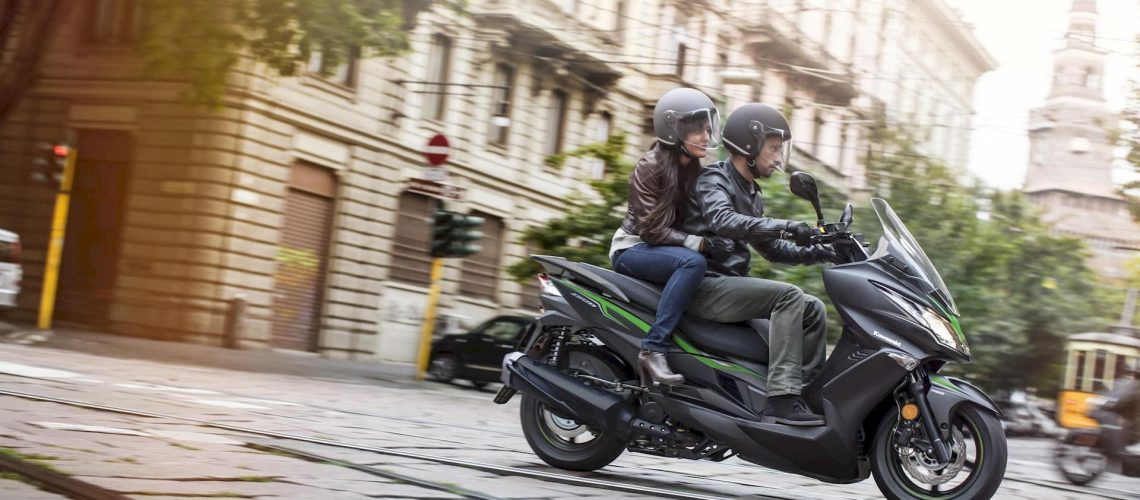Scooter-Kawasaki-J300.jpg