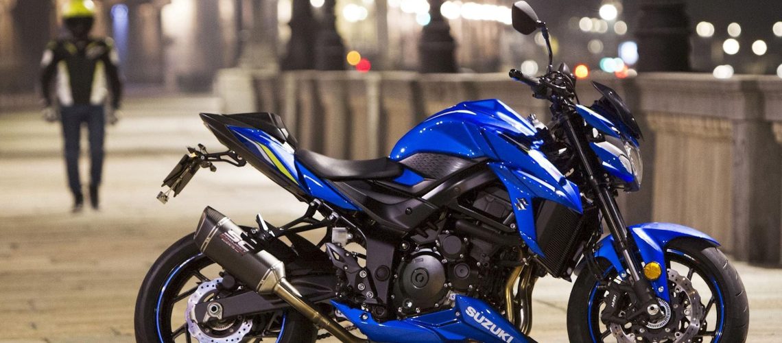 Suzuki-GSX-S750-Yugen-Carbon-19.jpg