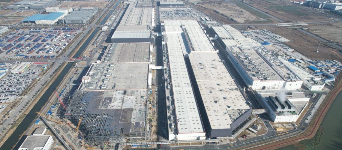 Tesla-Q4-2021-slides-Giga-Shanghai-1-c.jpg