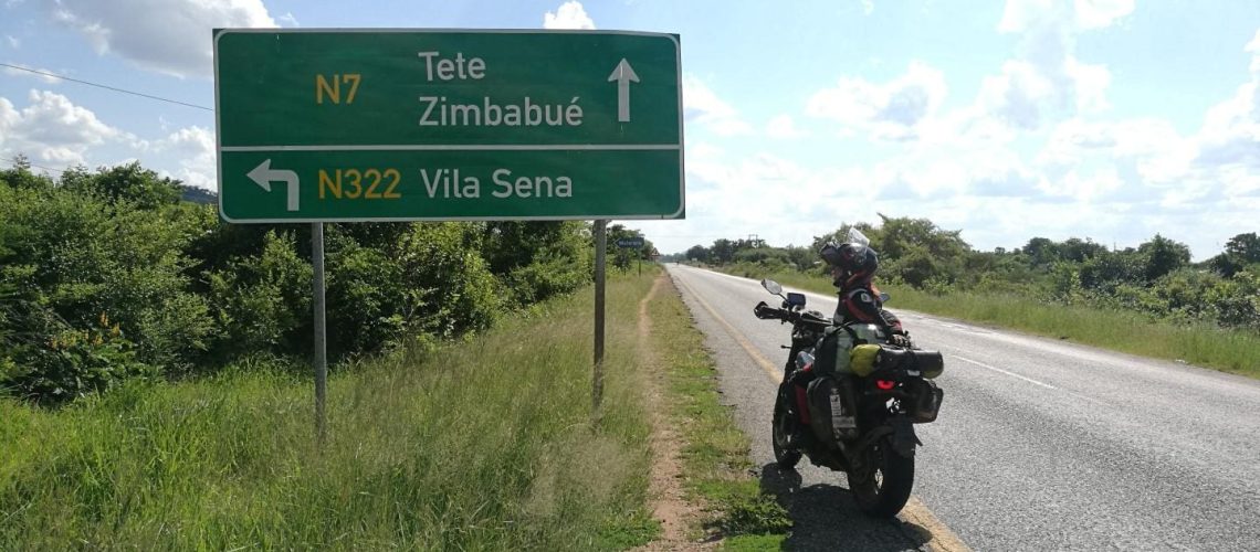 Viaggio-in-moto-Africa-5.jpg