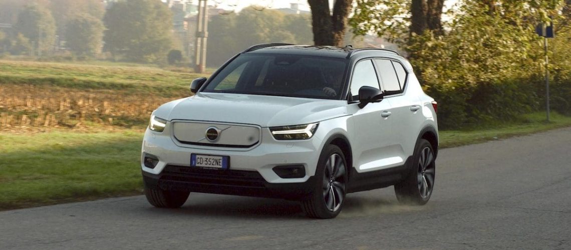 Volvo-XC40-Recharge-01.jpg