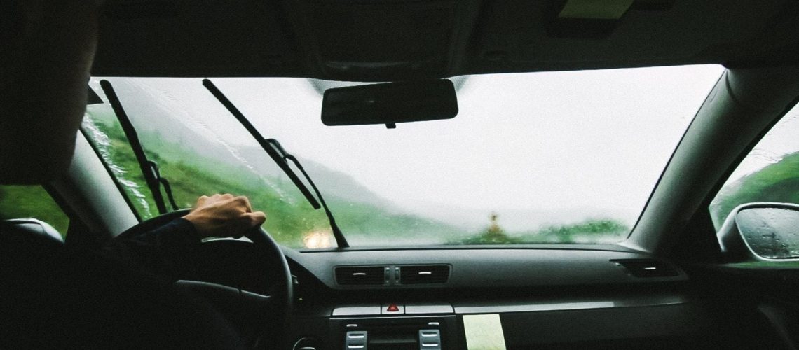 car-wheel-rain-driving-taxi-cab-707782-pxhere.com_.jpg